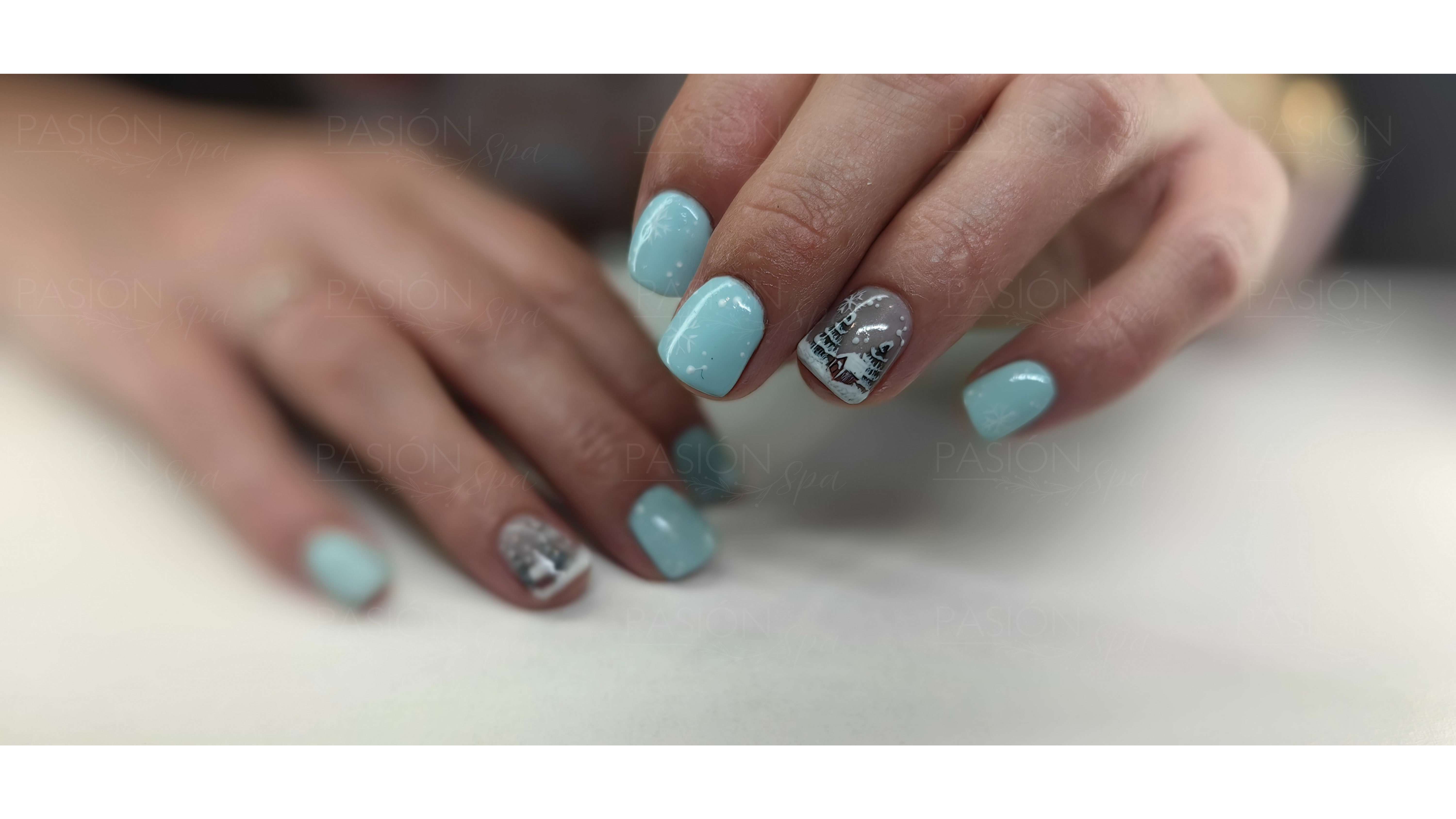 Snow globe (2)